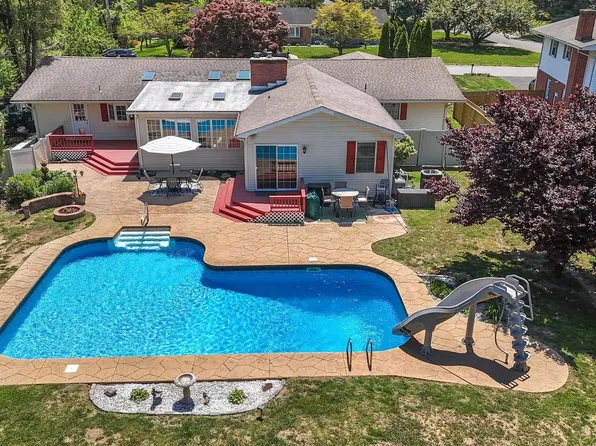 71 W Westview Ave, Dover, DE 19901