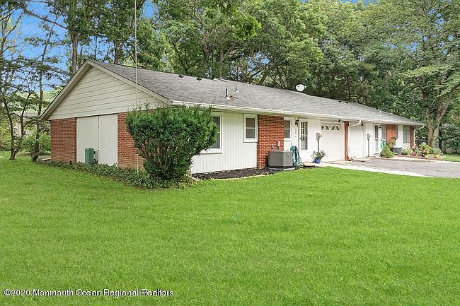 1st image of 468B Portsmouth Dr #1002