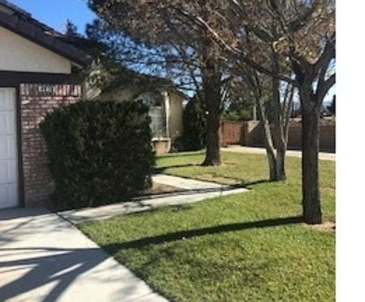 3rd image of 8070 Skywall Ct