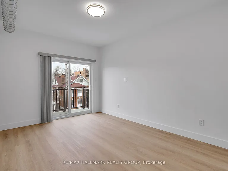 109 Russell Ave #4 — Photo 13