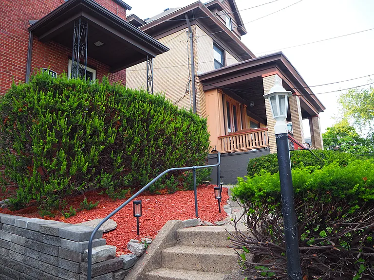 4104 Murray Ave — Photo 2