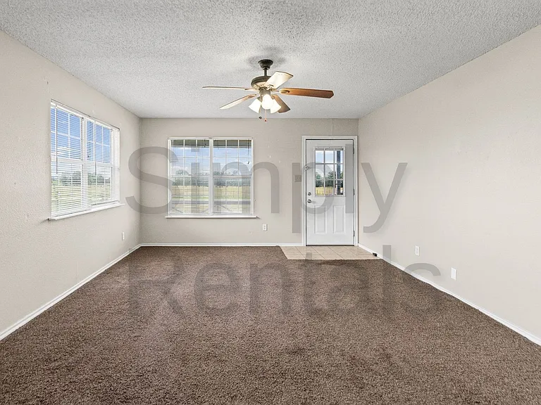 479 Mills Way — Photo 9