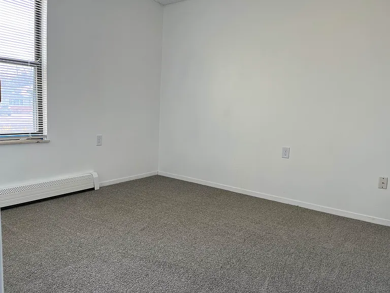 512 E Monroe Dr #D418 — Photo 20