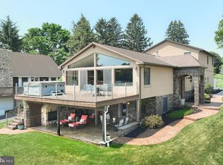 430 Lake Meade Dr, East Berlin, PA 17316