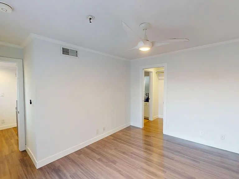 Franklin Tower — Photo 31
