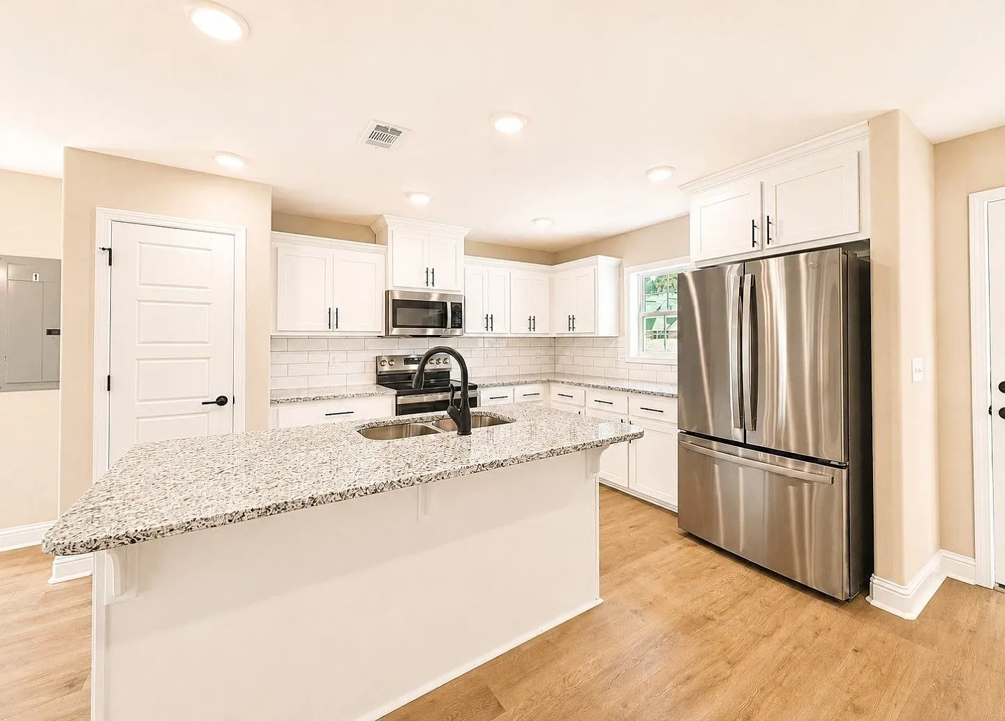411 Madison Ave | Sugarmill Plantation | St Marys, Georgia — Photo 4