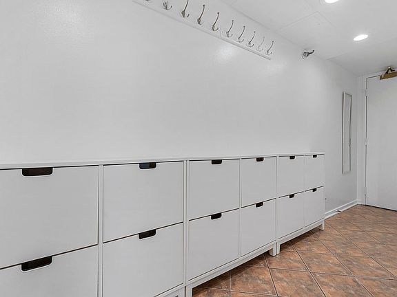4th image of 70 W Huron St APT 2602