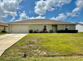 692 SW Hamberland Ave, Port Saint Lucie, FL 34953