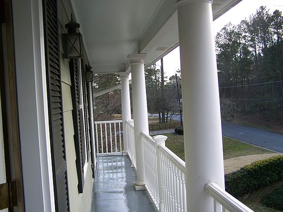 front porch and columbs
