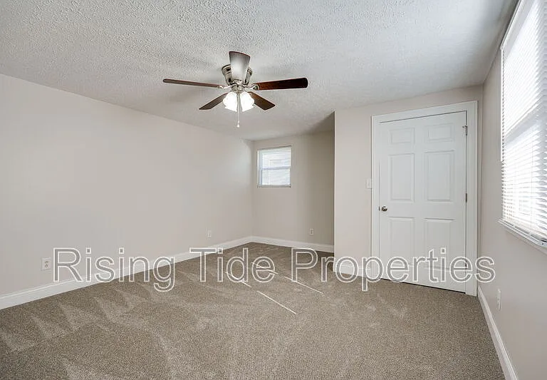 1903 Alice St — Photo 17
