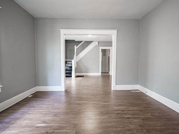 3rd image of 517 N Gray St