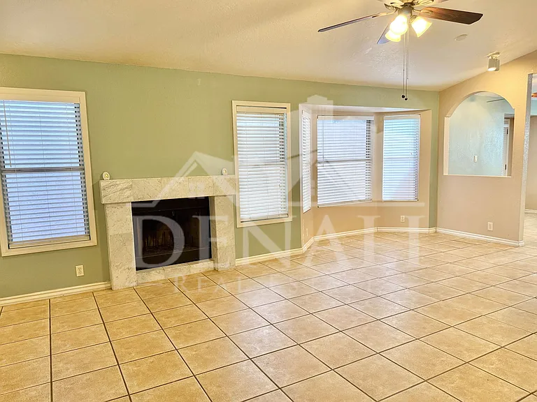 3943 W Whispering Wind Dr — Photo 4