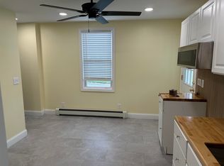9 Elm St #A, Winchester, NH 03470
