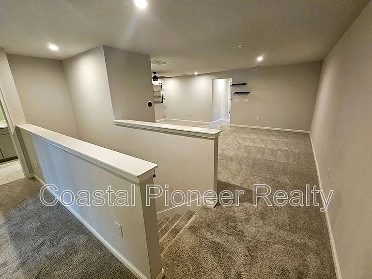 19403 Blue Pond Dr — Photo 17