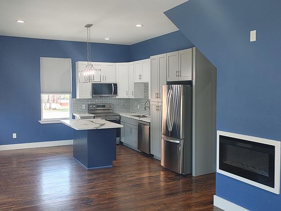 5th image of 2122 Avenue K #2