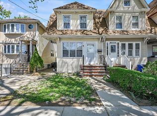 8771 111th St, Richmond Hill, NY 11418