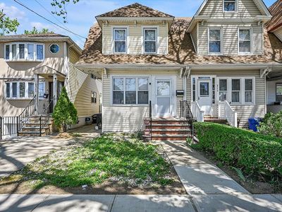 8771 111th St, Richmond Hill, NY, 11418