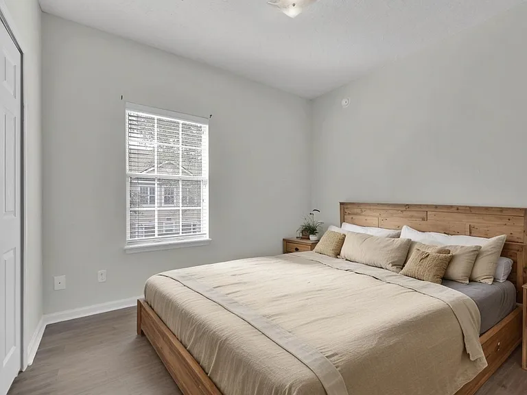 1745 Forest Lake Cir W #2 — Photo 24