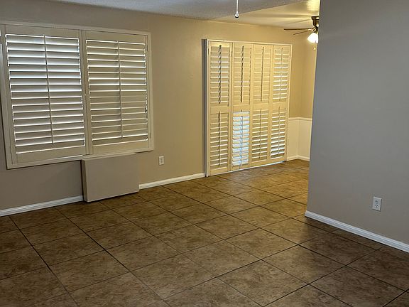 4th image of 4723 Jackson St APT 33