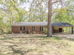 2010 Schweitzer Dr, Poplar Bluff, MO 63901