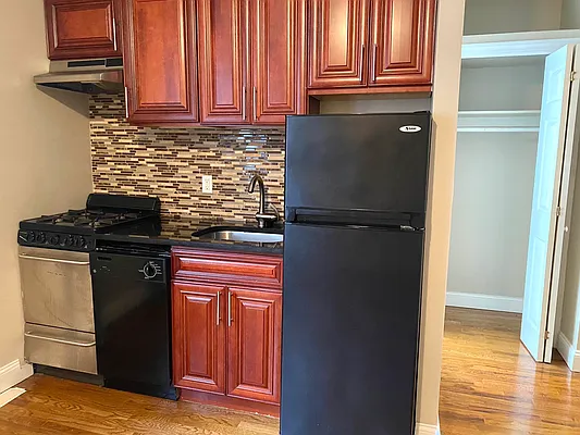 Rented by Corcoran | media 11