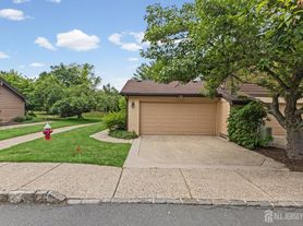 130 Sayre Dr, Princeton, NJ