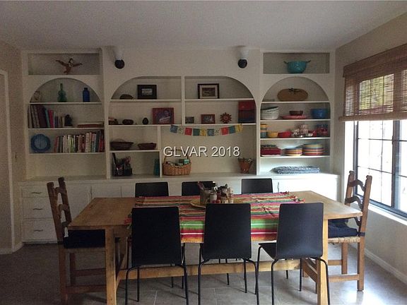 4th image of 3972 Parkhaven Dr