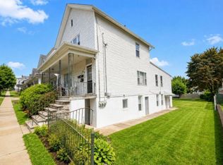618 Maple St, Scranton, PA 18505