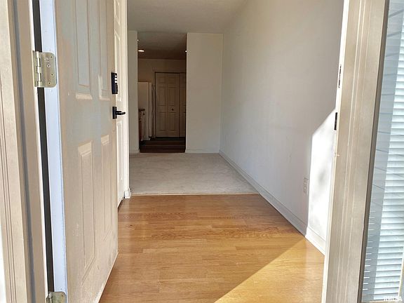 2nd image of 4537 N Thornhill Dr #101