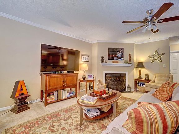 5th image of 207 Westover Ave APT 104