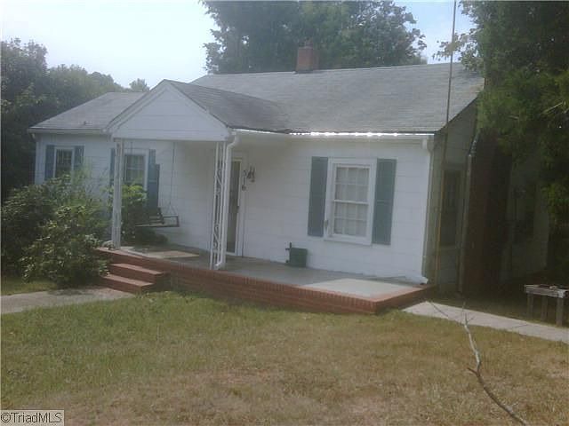 2nd image of 516 Columbia Ave