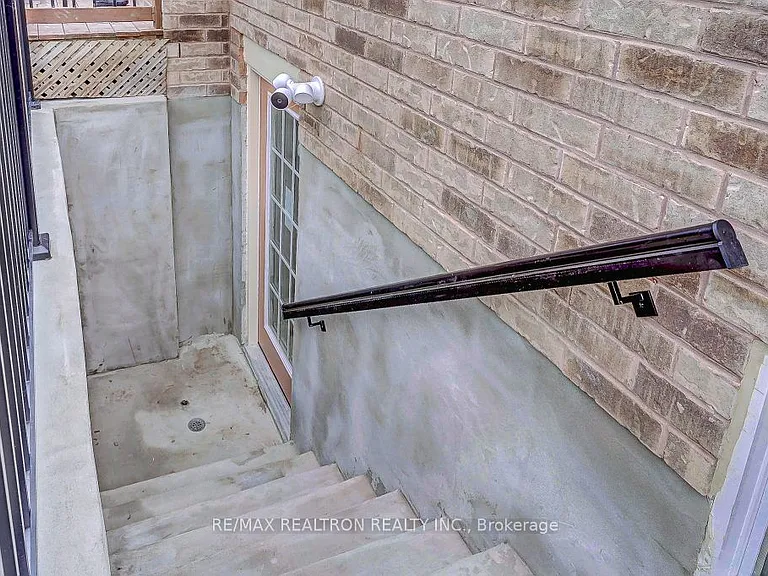 41 Oswell Dr #BSMNT — Photo 4