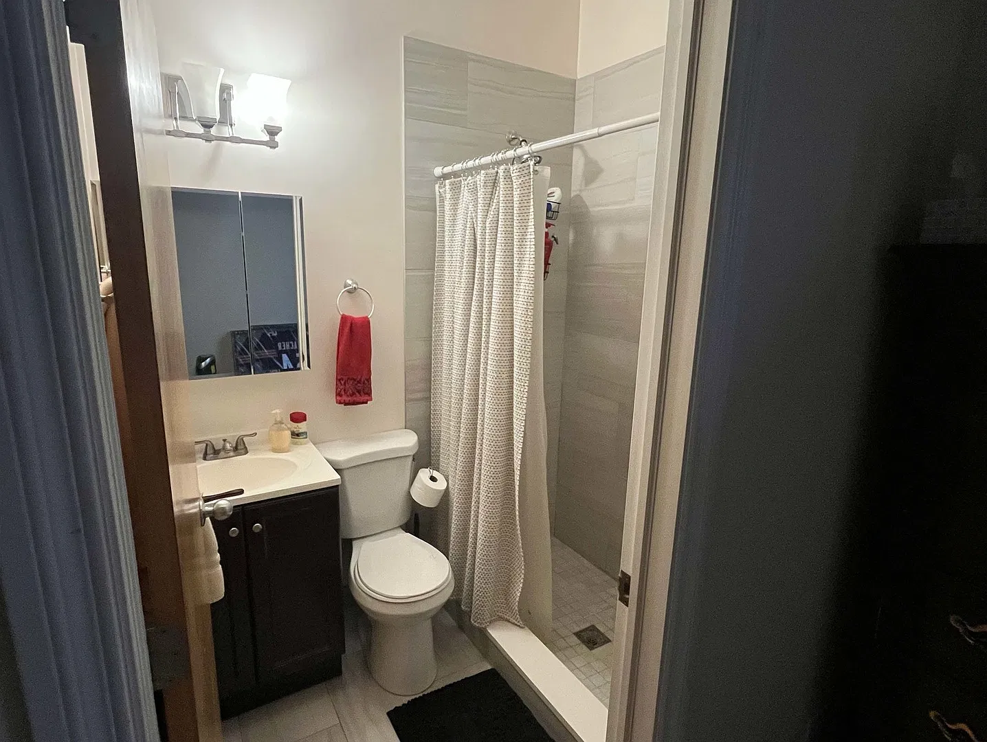 2 bed, $2,400 — Photo 4