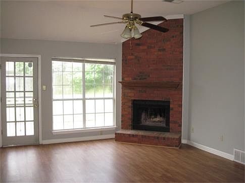 4th image of 7103 Gloucester Way Dr