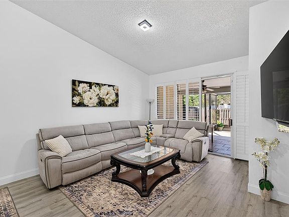 5th image of 3051 Brookfield Ln