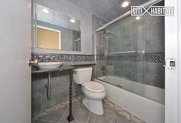 Rented by Citi Habitats | media 6