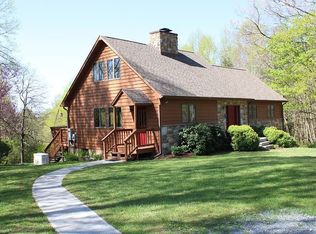 166 Orchard Vista Ln, Fancy Gap, VA 24328