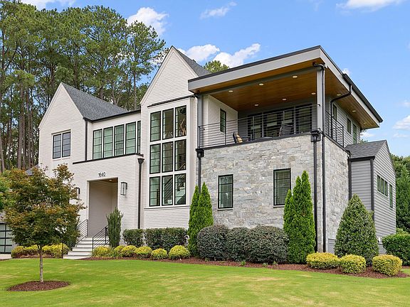 2nd image of 1640 Estate Valley Ln