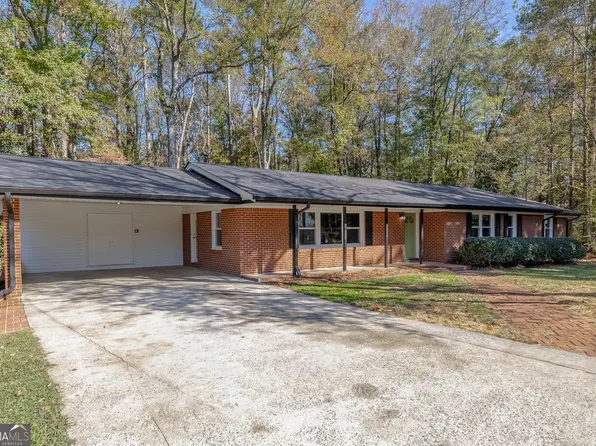 2718 Pine Grove Ct, Austell, GA 30106