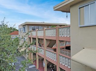 1943 Monroe St APT 302A, Hollywood, FL 33020