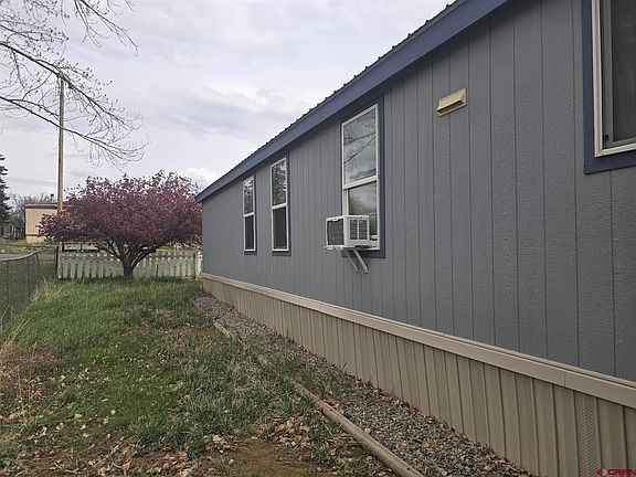 2nd image of 995 N Oak Drive