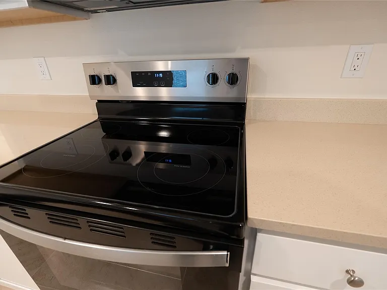 444 Taylor Groves Dr — Photo 43
