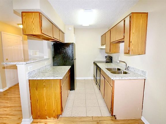 3rd image of 2750 Holly Hall St APT 1016
