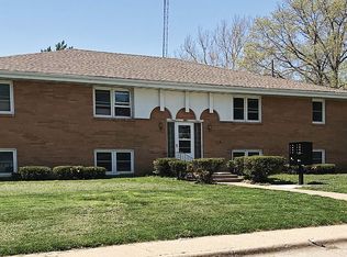 538 N Park Ave, Centerville, IA 52544