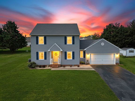 4th image of 21 Amelia Dr
