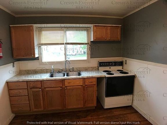 3rd image of 205 E Dewey St #2W