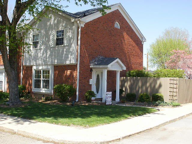 1st image of 153 W Hickory Ln