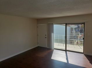 905 Edgewood St, Inglewood, CA 90302