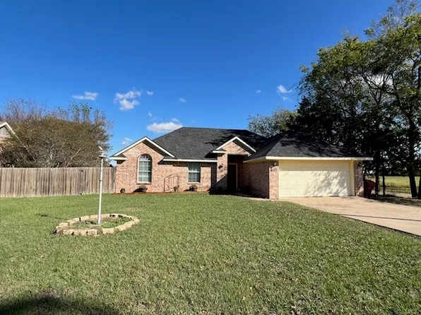 1021 SE 10th St, Cooper, TX 75432