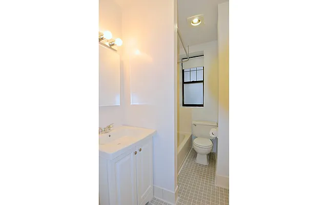Rented by Douglas Elliman | media 6